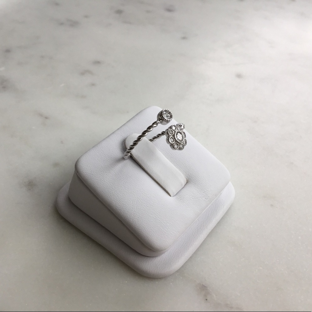 Clearance $15 Firm! Cz Flower Twisted Sterling Silver Ring - Picture 7 of 16